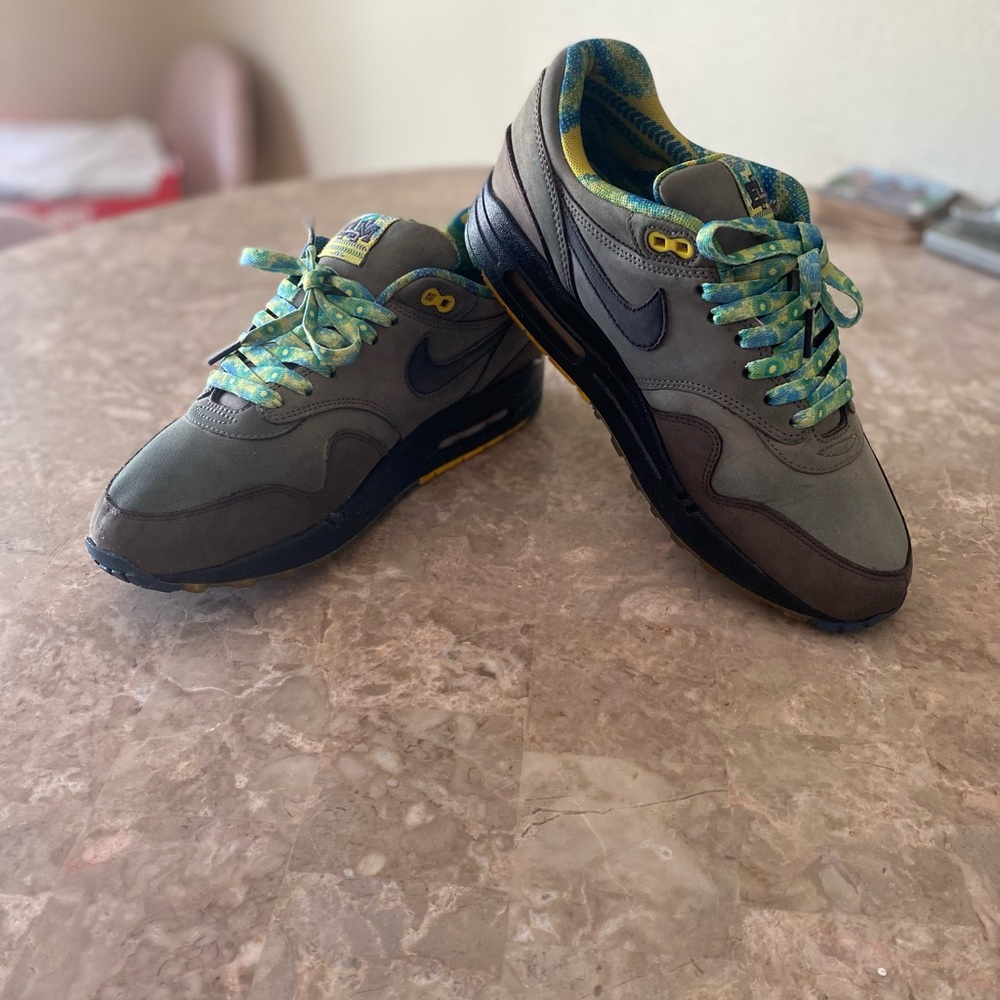 Air Max  1 BHM  "BLACK HISTORY MONTH" Realese 2011 Men’s US 8.5